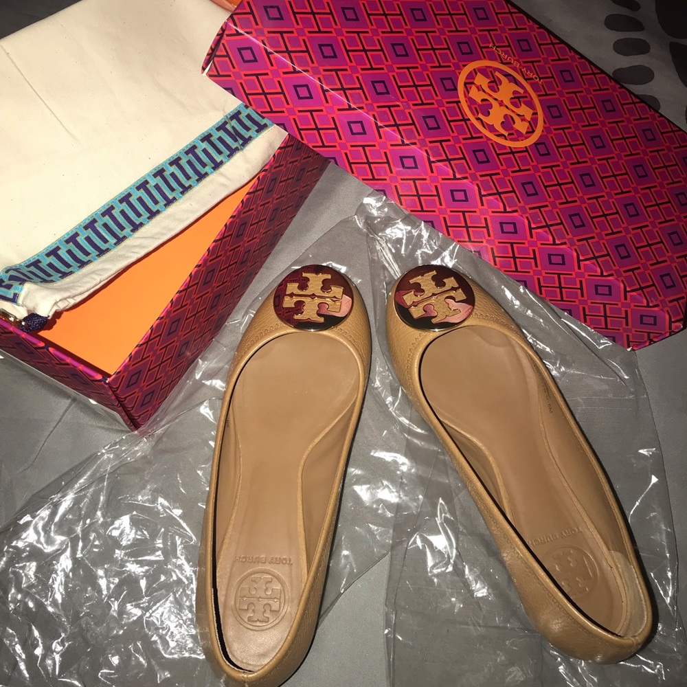 Tory Reva Flats
